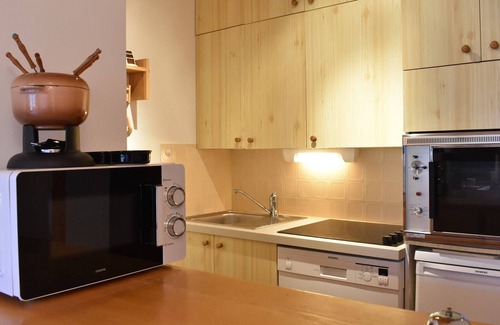 Meribel Apartment | Charming 2-Room Apartment with Balcony Near Méribel Slopes and Shuttle