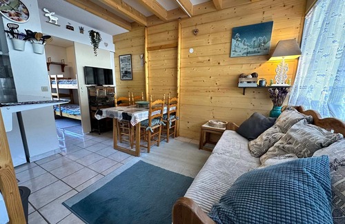 Villard-de-Lans Apartment | Charming 2-Room Loft with Mezzanine Near Ski Shuttle - Sleeps 4, Pet-Friendly