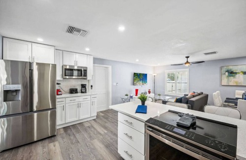 Redevelopment Area House | Charming 2BD Waterfront Home in Naples