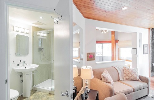 Village North Condo | Charming 2BDR Condo | Smack in the Center of Whistler Village - Walk to Everything!