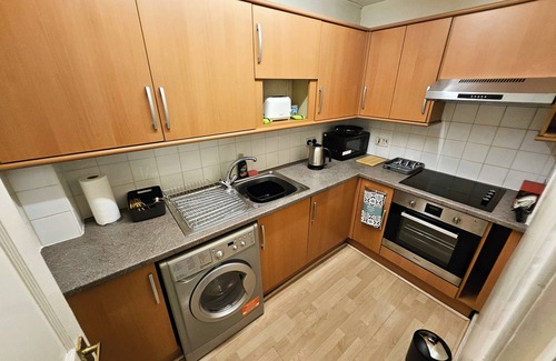Tollcross Apartment | Charming 2BDR Home near Edinburgh Castle