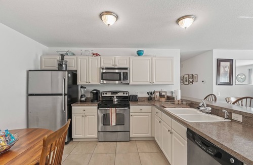 Buttonwood House | Charming 2BR/2BA Home in The Villages- Golf Cart Included