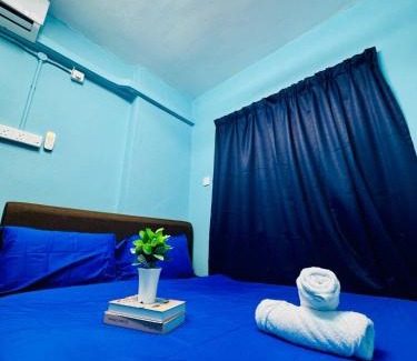 Gelugor Apartment | Charming 2BR for 5pax Convenient malaysian guest only Location by USM