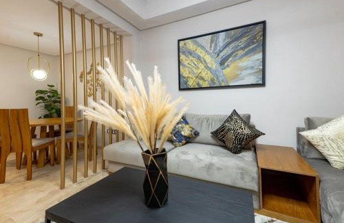 Diour Jamaa Apartment | Charming 2BR in the Heart of the City