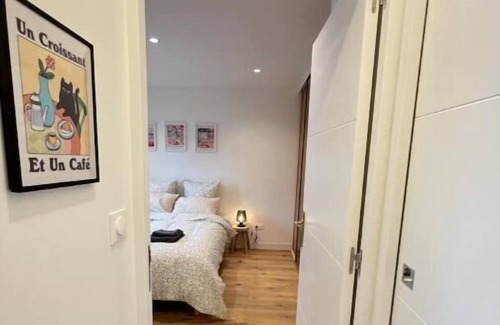 Arcueil House | Charming 2BR newly renovated with unbeatable location