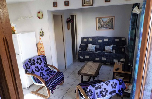 Le Grau-dʼAgde House | Charming 2BR Villa in Quiet Area with Terrace, BBQ & Free WiFi - Sleeps 6