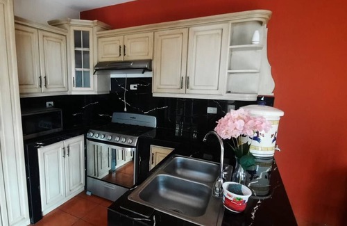 San Miguel Duenas House | Charming 3-bedroom house in amazing San Miguel Dueñas with WiFi