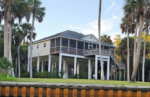 Crawfordville House | Charming 3 bed 2 bath house with amazing views, located in Spring Creek, Florida