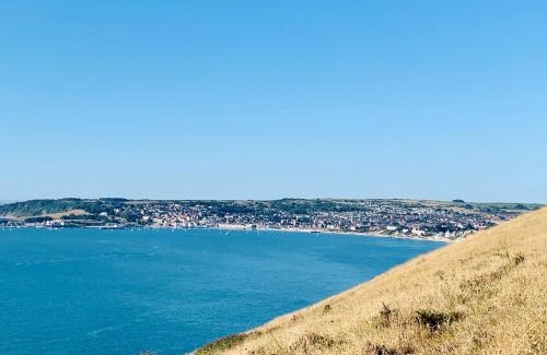 Swanage House | Charming 3-Bed Cottage in Swanage