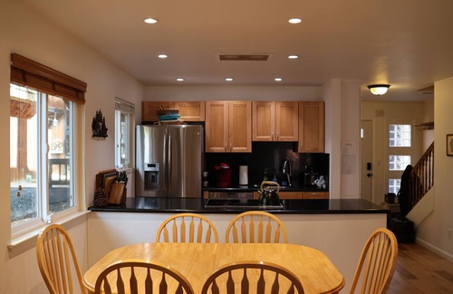 Incline Village Cabin | Charming 3 Bedroom Cabin in Incline Village w/Hot Tub