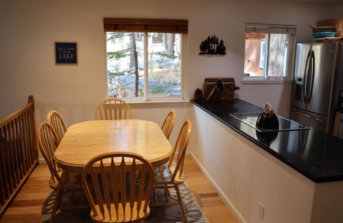 Incline Village Cabin | Charming 3 Bedroom Cabin in Incline Village w/Hot Tub