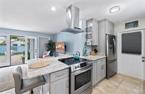 South Patrick Shores House | Charming 3-bedroom house with WiFi, AC in awesome Satellite Beach