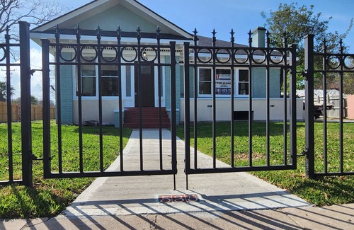 Central City House | Charming 3-bedroom house in downtown Corpus Christi