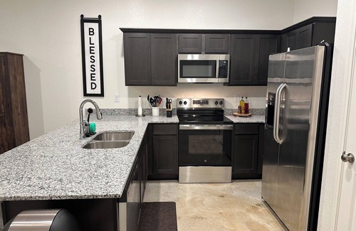 Copperas Cove Apartment | Charming 3-bedroom home with WiFi, King bed in fabulous Copperas Cove