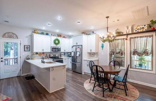 Heber Springs Cottage | Charming 3-bedroom cottage in peaceful Heber Springs