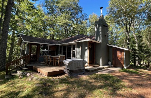 Harshaw Cottage | Charming 3-bedroom cottage in fabulous Lake Tomahawk with WiFi, AC