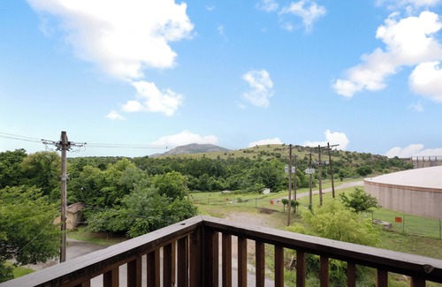 Medicine Park House | Charming 3-bedroom house in picturesque Medicine Park. Pet friendly.
