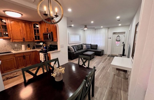 Miami Springs House | Charming 3-bedroom house in the beautiful Miami Springs