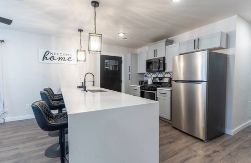 Central Oklahoma City House | Charming 3-bedroom house with WiFi, AC in awesome Oklahoma City.