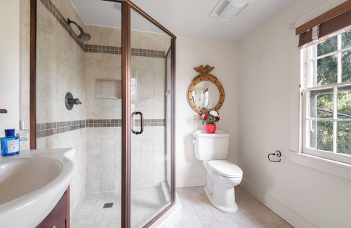Putnam Valley Other | Charming 3-bedroom farmhouse with WiFi, AC in enchanting Putnam Valley