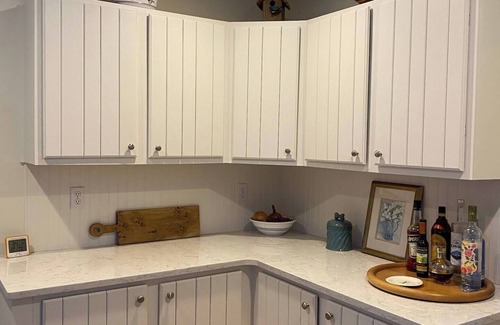 Traverse City Cottage | Charming 3-bedroom cottage in lovely Traverse City with WiFi, AC