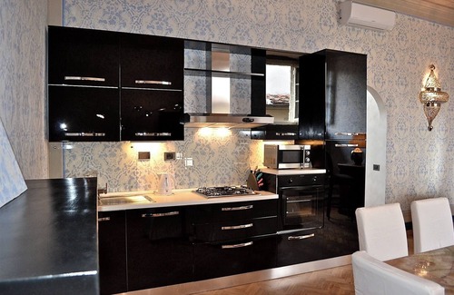 Oltrarno Apartment | Charming 3 bedroom Brand New Apartment in a Historic Building.