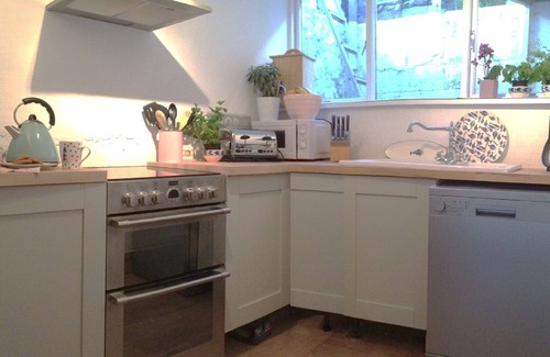 St Ives House | Charming 3 Bedroom Cottage mins from town, harbour & Beaches.