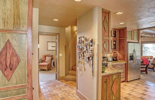Lead Ski Chalet | Charming 3-bedroom chalet right off the ski slopes!