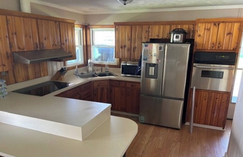 Harrisonburg House | Charming 3-bedroom Country Porch Home with AC, WiFi in Welcoming Town of Dayton
