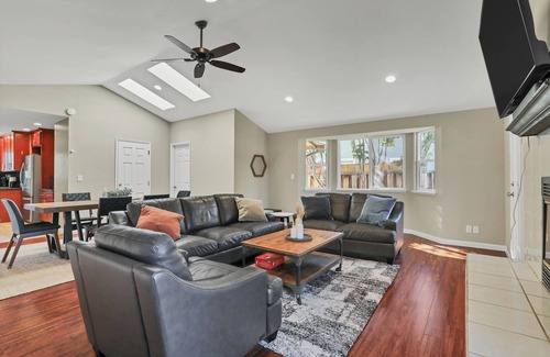 Livermore House | Charming 3-bedroom family house in Gorgeous Livermore with AC