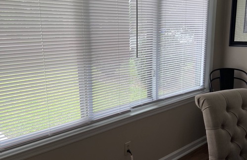 Charleston House | Charming 3 bedroom Home - 2 miles to beach! Pet-Friendly! Sleeps 6 - 8.