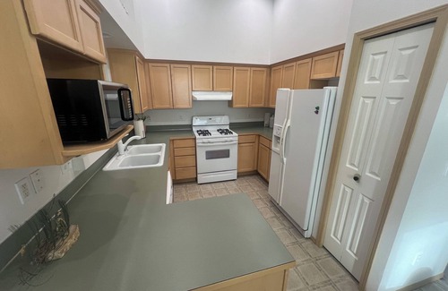 Arlington House | Charming 3-bedroom house in Arlington with AC, WiFi. Enjoy your stay