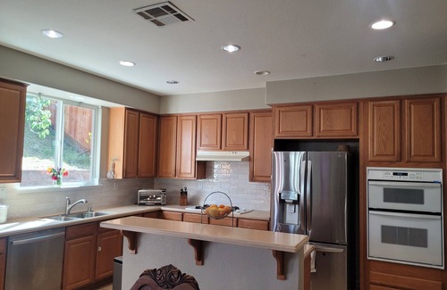 Pittsburg House | Charming 3-bedroom house with AC, WiFi in peaceful Bay Point