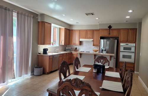 Pittsburg House | Charming 3-bedroom house with AC, WiFi in peaceful Bay Point