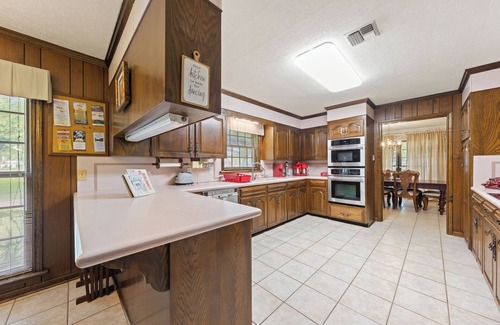 Broussard House | Charming 3-bedroom house with AC in Broussard