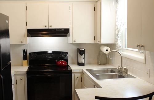 Yellville House | Charming 3-bedroom house with WiFi, AC in delightful Yellville