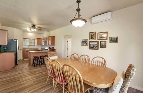 Donnelly House | Charming 3-bedroom home, 5 min from Tamarack Resort