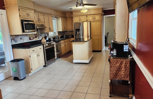 Hampton House | Charming 3-Bedroom Home with Private In-Ground Pool Oasis in Hampton, VA