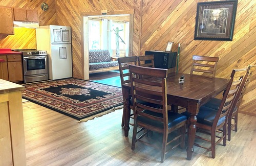 Ojibwa Cabin | Charming 3-bedroom home in beautiful Ojibwa
