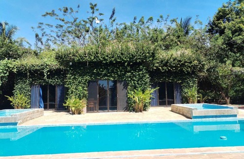 Canton Parrita House | Charming 3-bedroom house in Guapinol with WiFi and AC