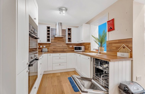 Wyken House | Charming 3-bedroom house in lovely Coventry with WiFi