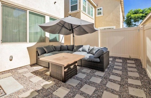 Beaumont House | Charming 3-bedroom house in fabulous Beaumont with AC