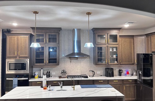 Cypress House | Charming 3-bedroom house with WiFi & AC in Cypress. Proximity to Grocery Stores.