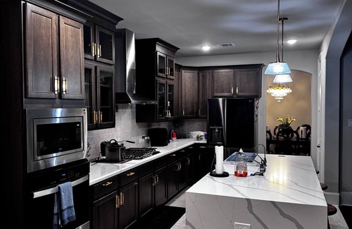 Cypress House | Charming 3-bedroom house with WiFi & AC in Cypress. Proximity to Grocery Stores.