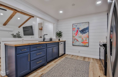 Lubbock House | Charming 3-bedroom house in Lubbock with incredible outdoor living AC and WiFi
