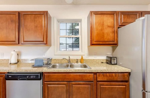Seaford House | Charming 3-bedroom house with WiFi, AC in Seaford