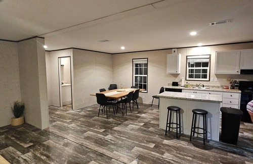 Astor House | Charming 3-bedroom house in Astor