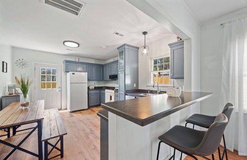 Fox Hill - Grandview House | Charming 3-bedroom house with AC, WiFi in fantastic Hampton