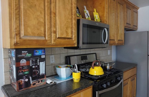 Jenks House | Charming 3-bedroom house in Jenks with AC, WiFi. Enjoy your stay