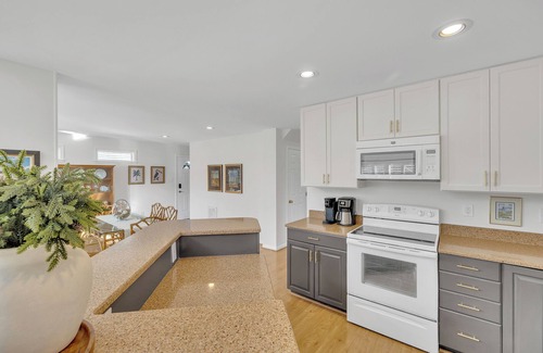 Milton House | Charming 3-bedroom house within walking distance of quaint downtown Milton